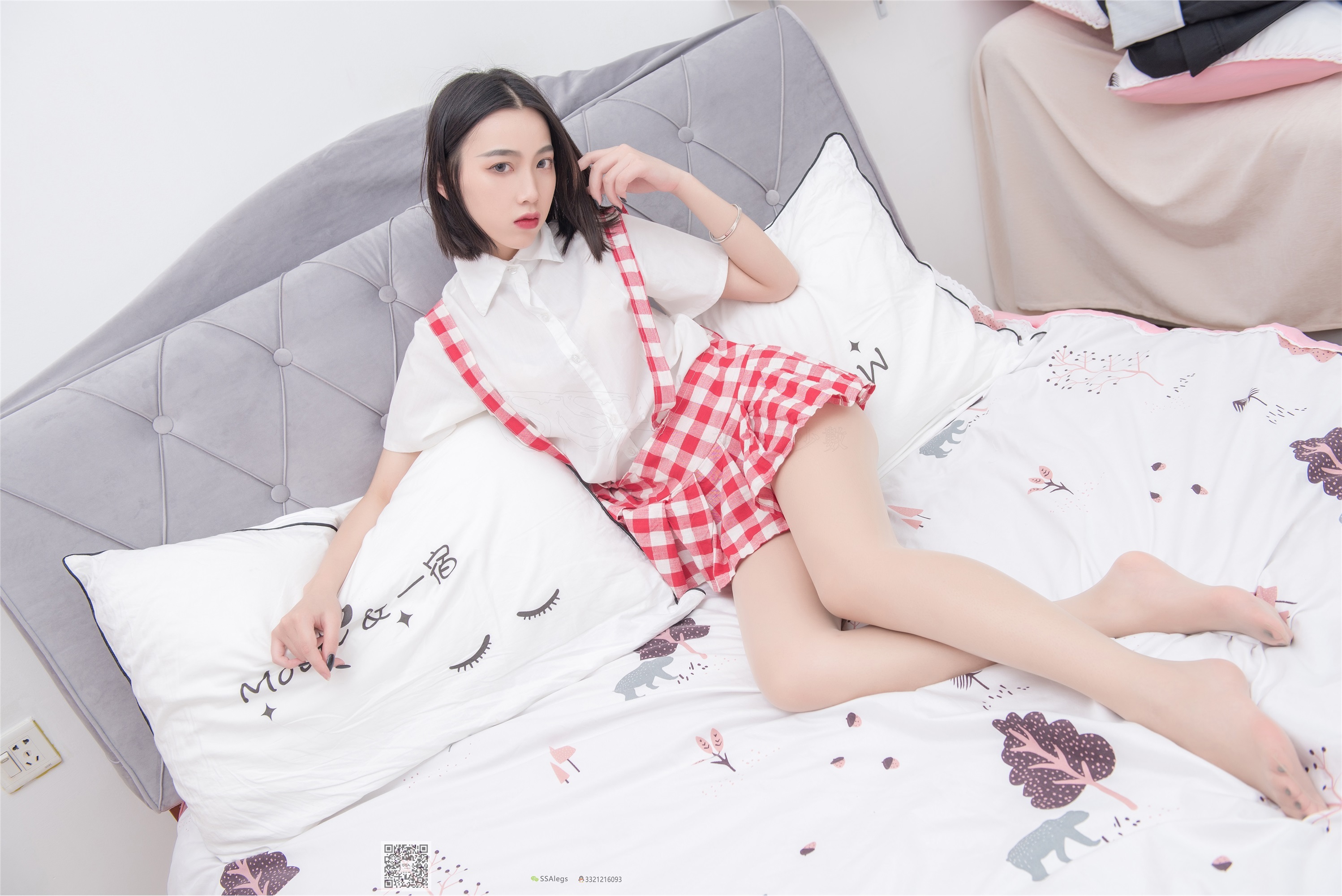 SSA丝社 NO.033 大大 红白格子齐臀超短裙肉丝